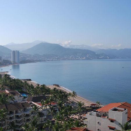Beachfront View Condo Beside La Isla Mall بويرتو فالارتا المظهر الخارجي الصورة