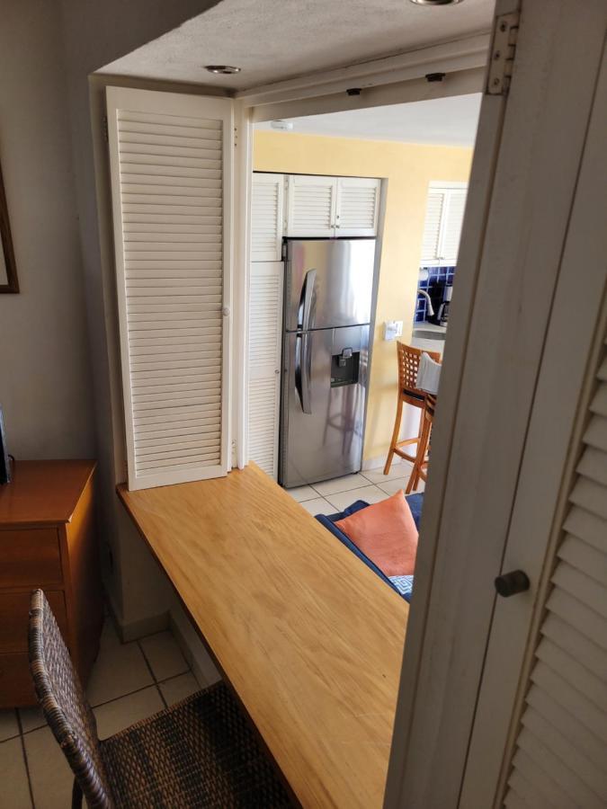 Beachfront View Condo Beside La Isla Mall بويرتو فالارتا المظهر الخارجي الصورة