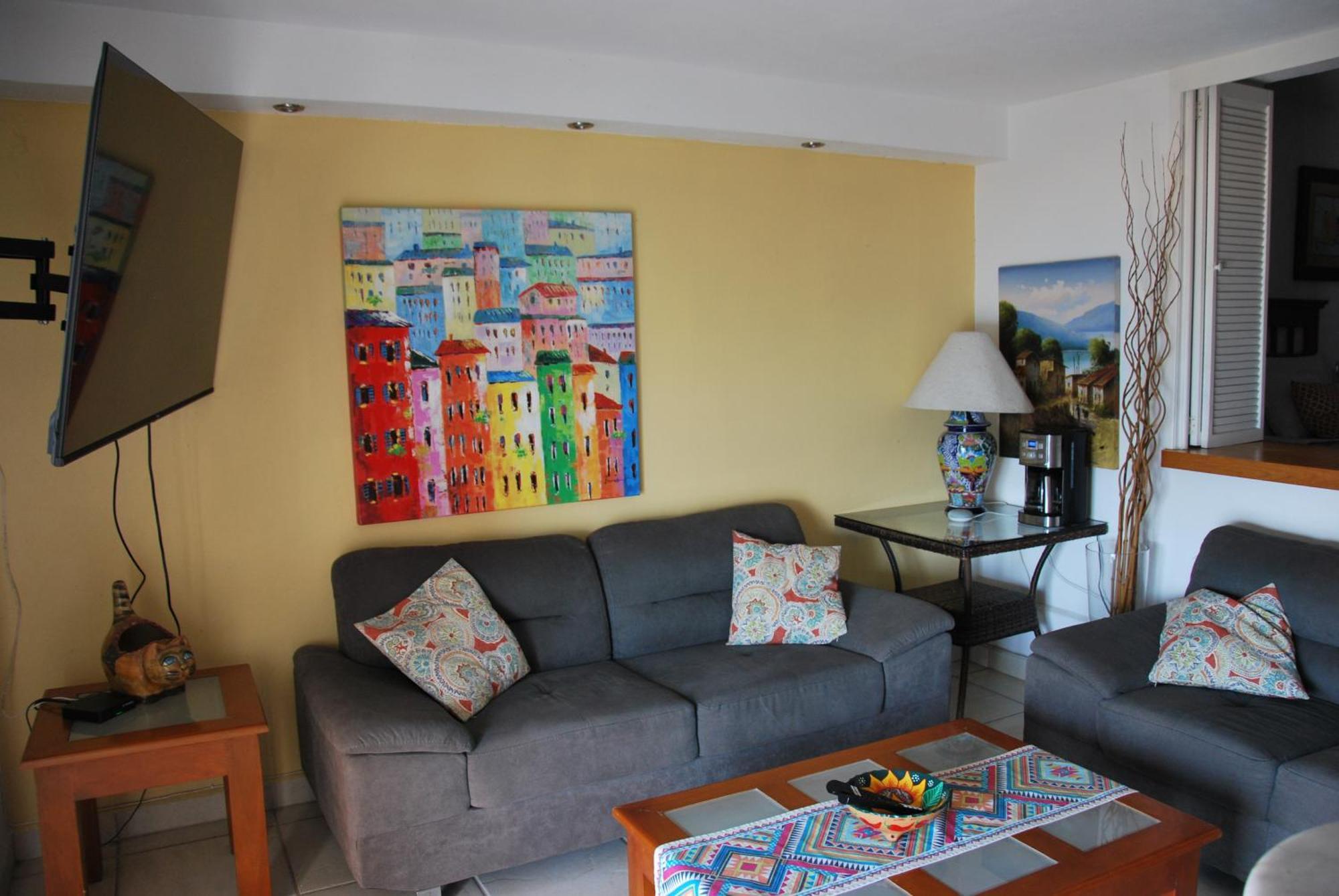 Beachfront View Condo Beside La Isla Mall بويرتو فالارتا المظهر الخارجي الصورة