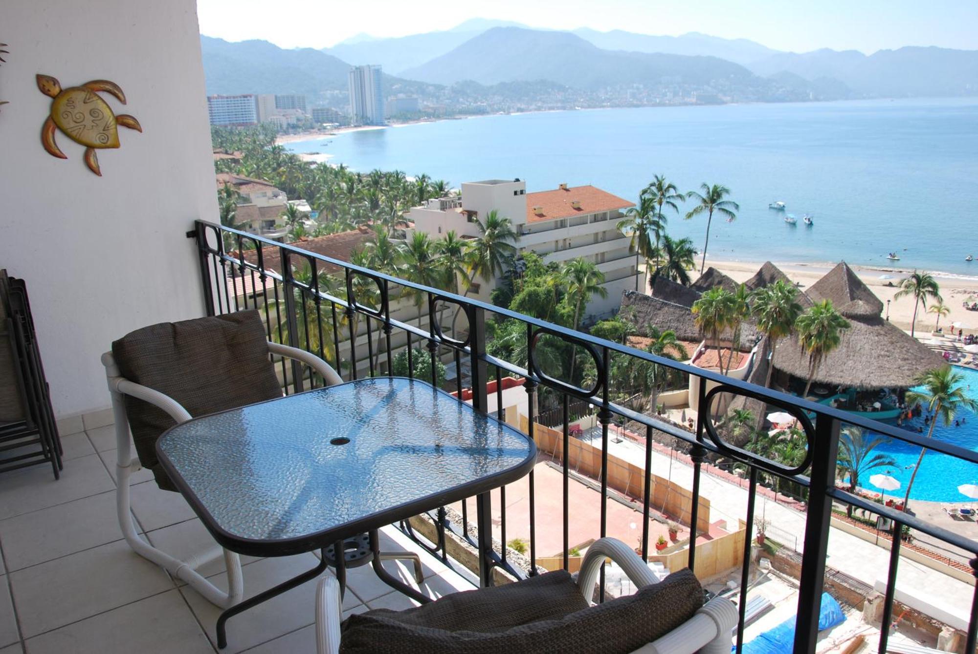 Beachfront View Condo Beside La Isla Mall بويرتو فالارتا المظهر الخارجي الصورة